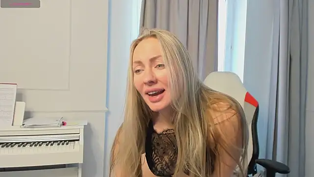 Veola new online show from 21, 12, 2024