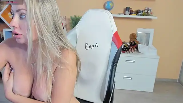 Veola new online show from 17, 2, 2025