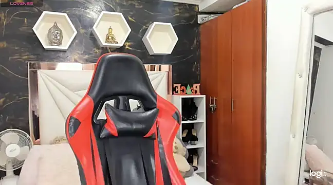 ximena slut 21 online show from 4, 12, 2024