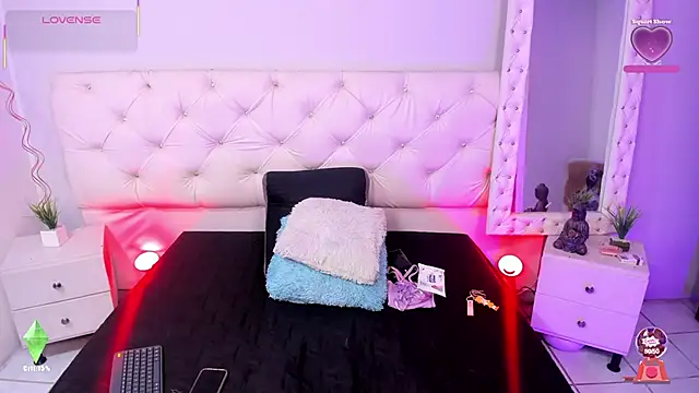 ximena slut 21 online show from 1, 10, 2025