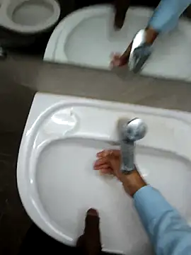 Snapshot of GUJJU_GUJARATI chatting on 4, 11, 2025 GUJJU GUJARATI online show from 4, 11, 2025