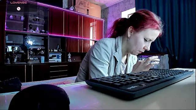 pa1e pr1ncess online show from 5, 3, 2025