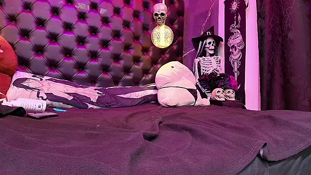 AlexHoe  online show from 26, 1, 2025