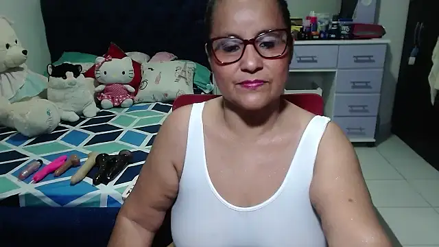 pervert mommy  online show from 9, 10, 2025