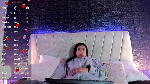 Snapshot of CATRINA_SEXXX chatting on 26, 2, 2025 CATRINA SEXXX online show from 26, 2, 2025