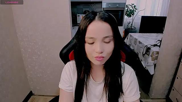 AyaMoon online show from 19, 11, 2025