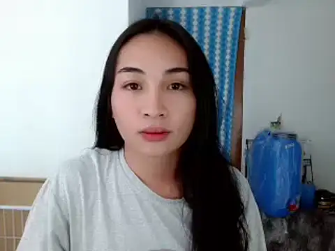 SweetLilly 18 online show from 4, 12, 2024