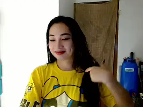 SweetLilly 18 online show from 11, 1, 2025