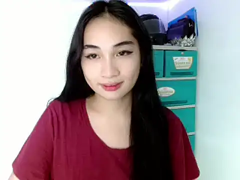 SweetLilly 18 online show from 2, 2, 2025