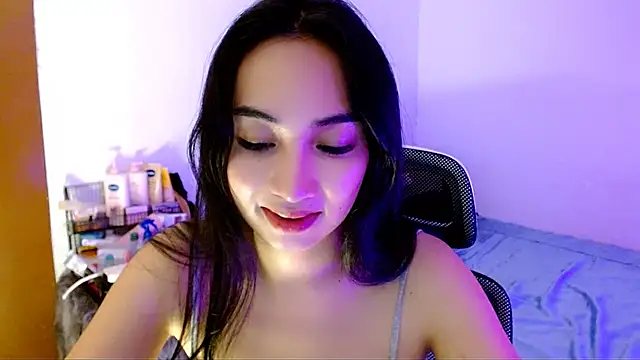 SweetLilly 18 online show from 23, 11, 2025