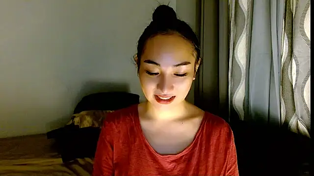 SweetLilly 18 online show from 25, 3, 2026