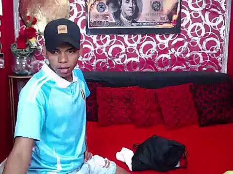 PEINBOYS online show from 3, 10, 2025