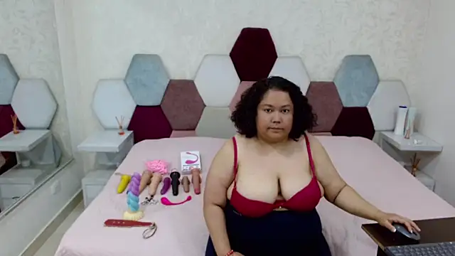 Snapshot of angel_blue chatting on 16, 3, 2026 angel blue online show from 16, 3, 2026