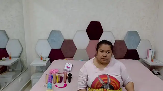 Snapshot of angel_blue chatting on 19, 3, 2026 angel blue online show from 19, 3, 2026