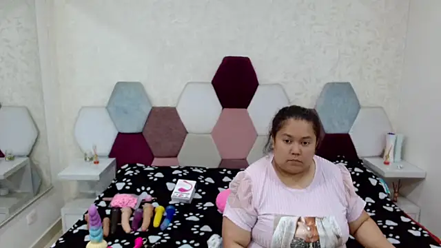 Snapshot of angel_blue chatting on 24, 3, 2026 angel blue online show from 24, 3, 2026