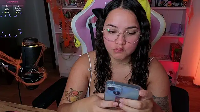 Snapshot of Sweet_sully__ chatting on 10, 10, 2025 Sweet sully online show from 10, 10, 2025