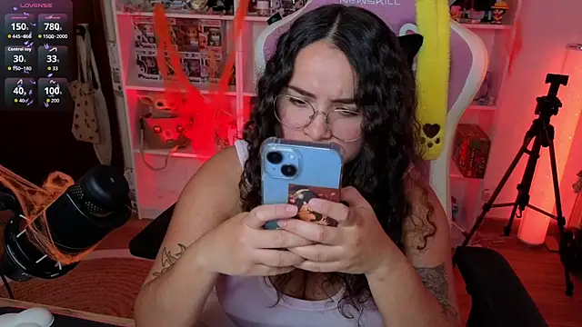 Snapshot of Sweet_sully__ chatting on 19, 10, 2025 Sweet sully online show from 19, 10, 2025