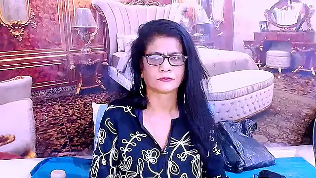 Snapshot of IndianAllure chatting on 3, 8, 2026 IndianAllure online show from 3, 8, 2026