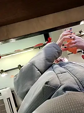 Frost foxy online show from 14, 12, 2024