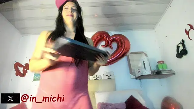 Snapshot of dangerous_bitch chatting on 26, 11, 2025 dangerous bitch online show from 26, 11, 2025