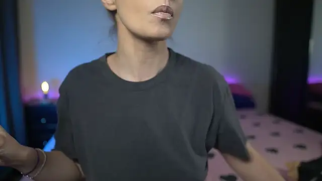 Snapshot of TiffanyPierce chatting on 30, 11, 2025 TiffanyPierce online show from 30, 11, 2025