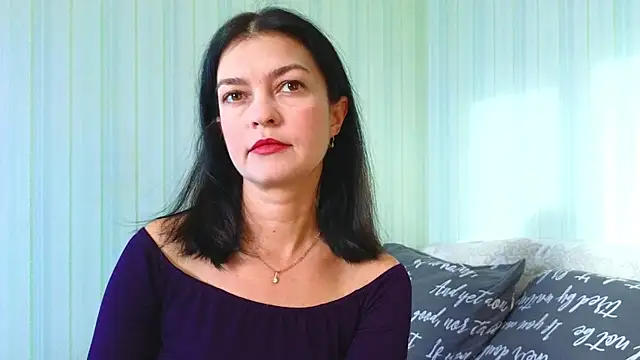  Lily  online show from 7, 11, 2025