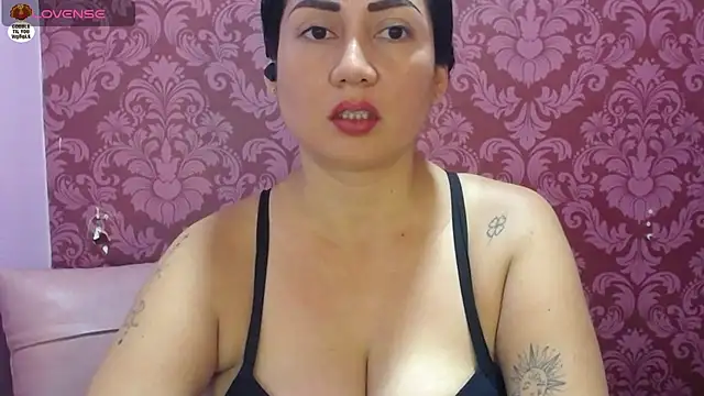 juliana diaz online show from 17, 4, 2026