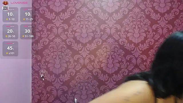 Snapshot of juliana_diaz chatting on 1, 7, 2026 juliana diaz online show from 1, 7, 2026