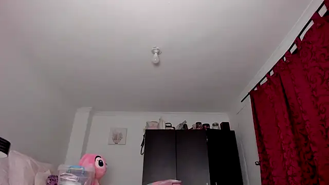 AlondraDiossa03 online show from 28, 1, 2025