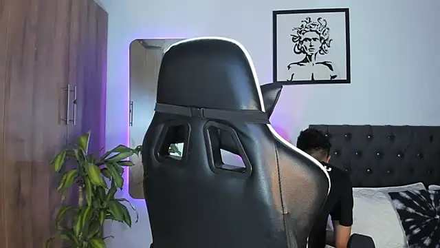 AlanNaughty online show from 21, 12, 2025