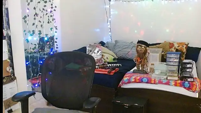 mycock2474u online show from 28, 2, 2025