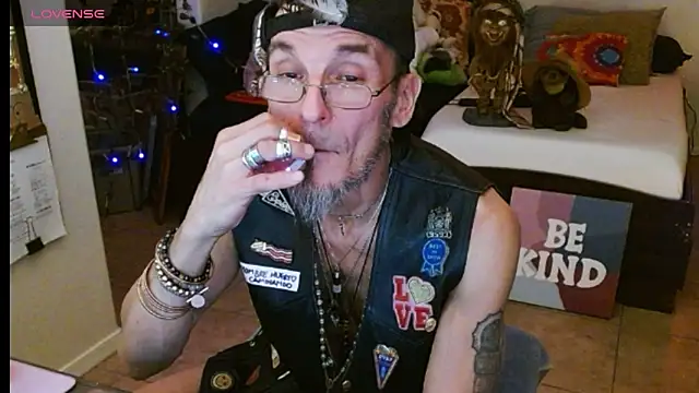 mycock2474u online show from 21, 3, 2025