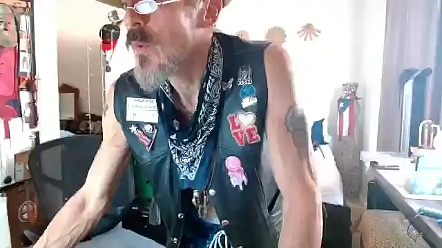 mycock2474u online show from 28, 9, 2025