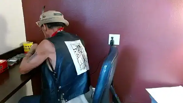 mycock2474u online show from 2, 11, 2025