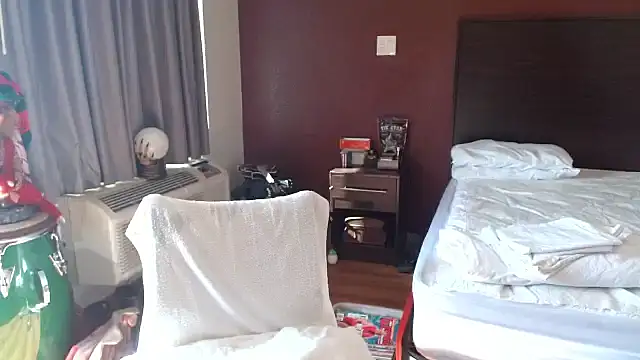 mycock2474u online show from 18, 11, 2025