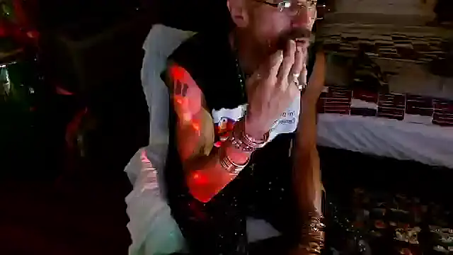 mycock2474u online show from 19, 11, 2025