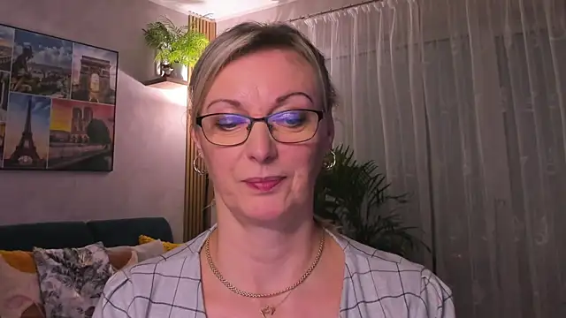 vanessa chat online show from 9, 2, 2025