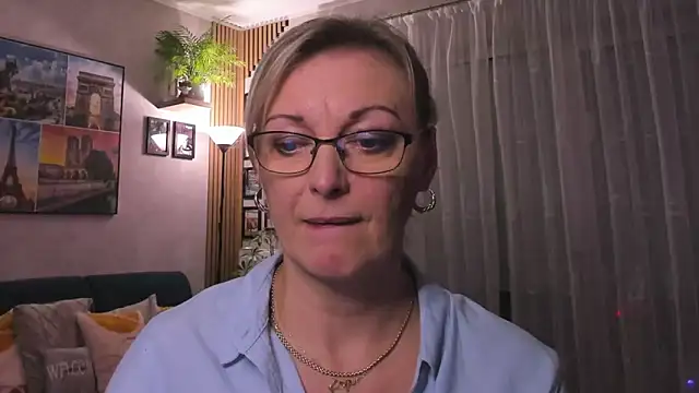 vanessa chat online show from 23, 2, 2025