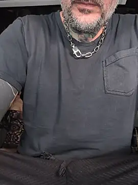 Snapshot of DarkDea chatting on 15, 12, 2025 DarkDea online show from 15, 12, 2025