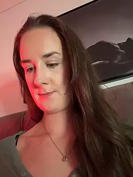 Snapshot of EllaMae chatting on 30, 3, 2026 EllaMae online show from 30, 3, 2026