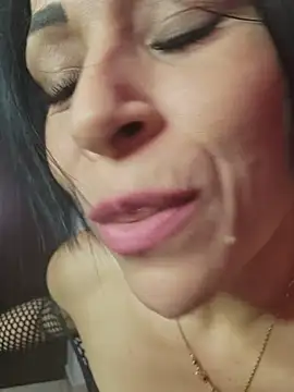 Snapshot of lissglow chatting on 13, 11, 2025 lissglow online show from 13, 11, 2025