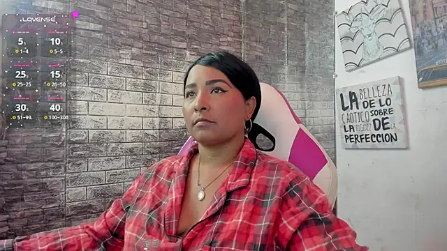 Snapshot of paola_ih chatting on 15, 7, 2026 paola ih online show from 15, 7, 2026