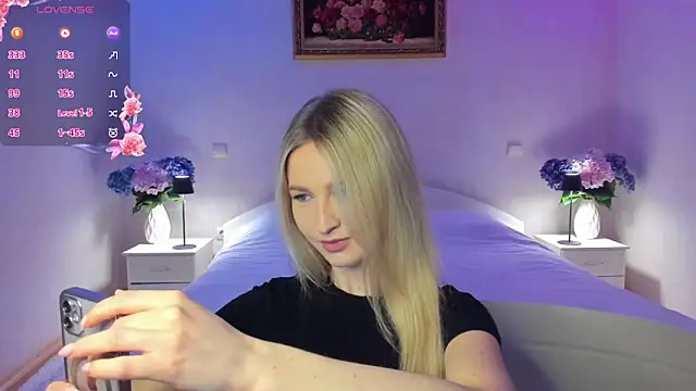 AnnaCarrera online show from 13, 4, 2026