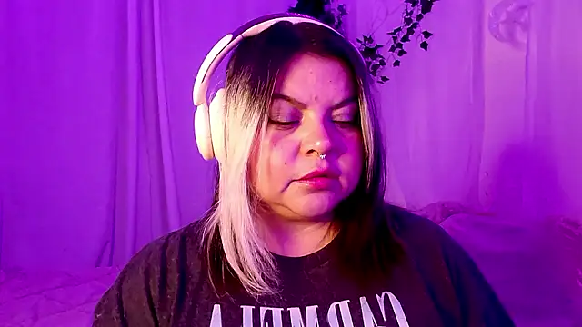 Satyn doll online show from 7, 12, 2024