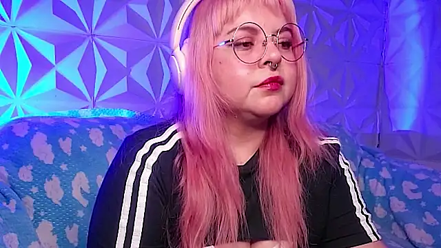 Satyn doll online show from 12, 4, 2026