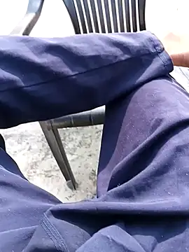 Snapshot of indianguy21 chatting on 1, 2, 2025 indianguy21 online show from 1, 2, 2025