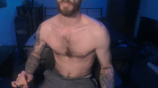 Snapshot of SexxxyLouis chatting on 24, 1, 2025 SexxxyLouis online show from 24, 1, 2025