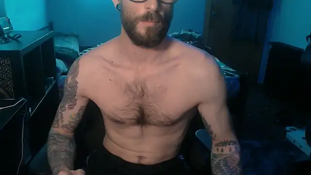 Snapshot of SexxxyLouis chatting on 12, 2, 2025 SexxxyLouis online show from 12, 2, 2025