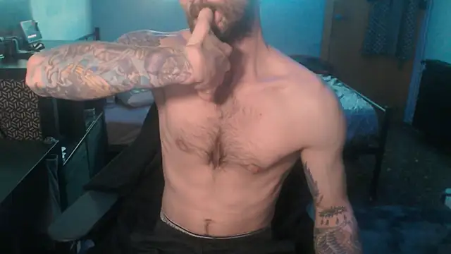 Snapshot of SexxxyLouis chatting on 13, 2, 2025 SexxxyLouis online show from 13, 2, 2025