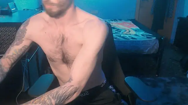 Snapshot of SexxxyLouis chatting on 18, 2, 2025 SexxxyLouis online show from 18, 2, 2025